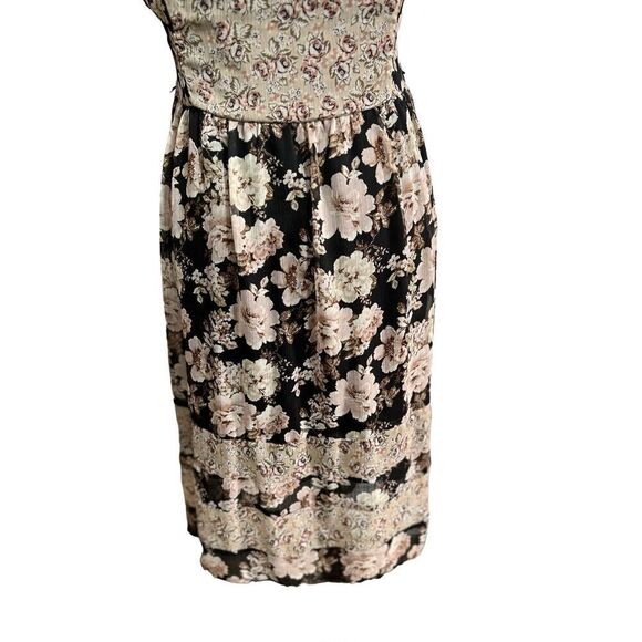 Mudd Hi-Low Smocked Sundress Size XL Dress Black Ivory Floral Stretch Adjustable - Picture 7 of 15